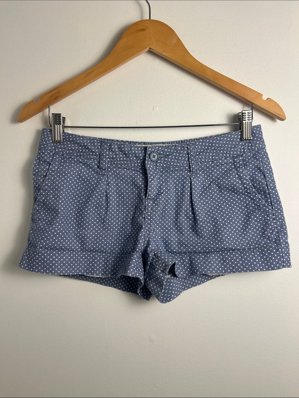 American Rag Light Blue Polka Dot Cotton Shorts women size 3 classy comfy low ri